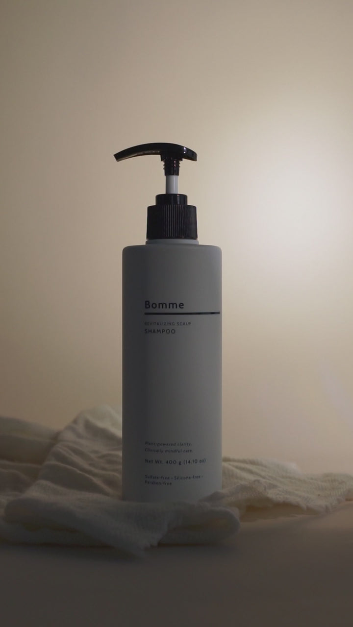 Video: Bomme Ritual 3-step hair system demonstration showing product texture.